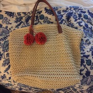 The perfect summer straw bag!